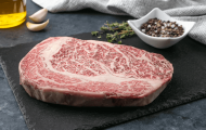 THỊT NẠC LƯNG BÒ WAGYU RIBEYE A5 NHẬP KHẨU CHÍNH HÃNG TẠI HỒ CHÍ MINH