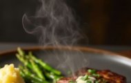 Bò Wagyu Nướng Sốt Wasabi Mayonnaise: Sự Phá Cách Trong Ẩm Thực