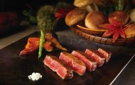Bò Wagyu Tẩm Sốt Yuzu Kosho: Trải Nghiệm Hương Vị Tinh Tế Của Nhật Bản