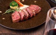 THĂN NGOẠI BÒ WAGYUKO – TỪ BÀN ĂN ĐẾN PHONG CÁCH SỐNG MỚI CỦA GIỚI TRẺ THÀNH THỊ