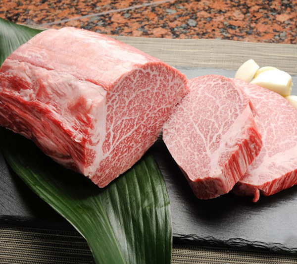 thăn ngoại bò Kobe Nhật Bản